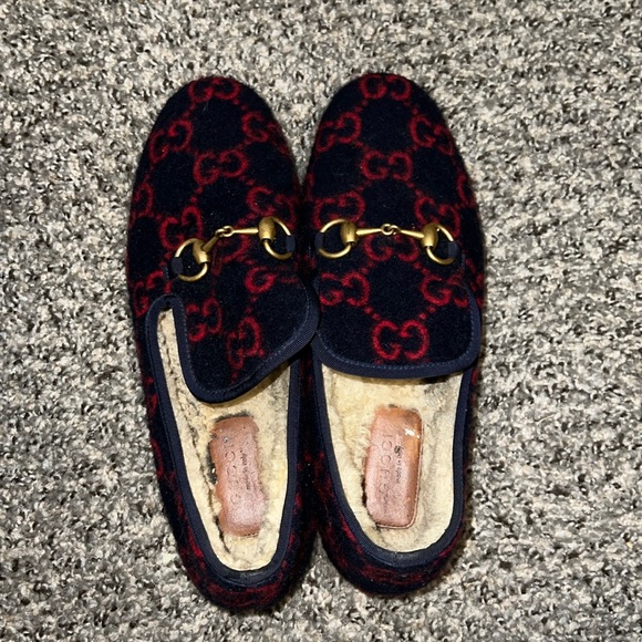 Size 10 Gucci Loafers retail price $850 - Picture 3 of 3